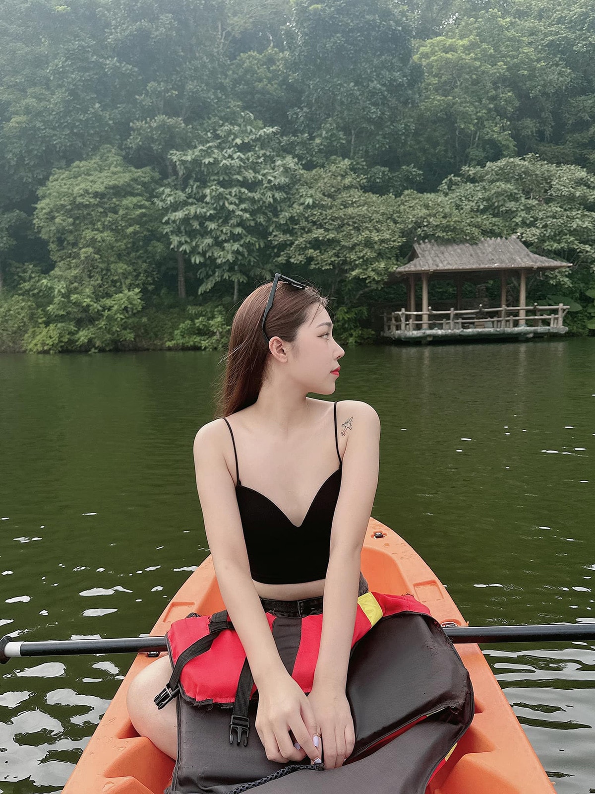 khanh linh 12.jpg