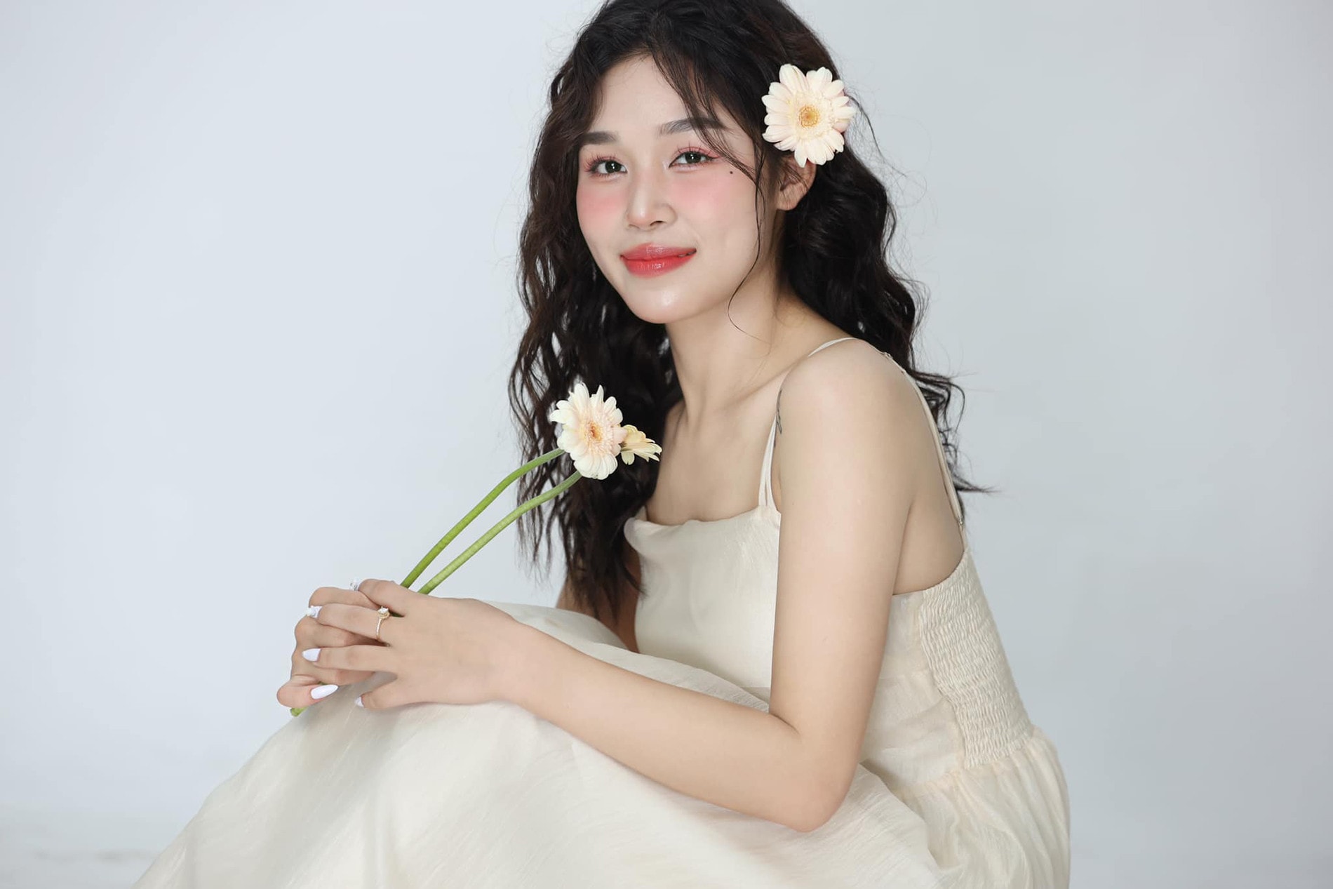 khanh linh 5.jpg