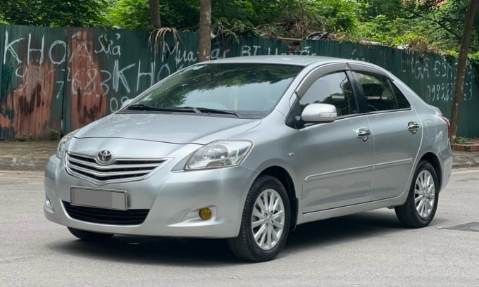 toyota-vios-2011.jpg