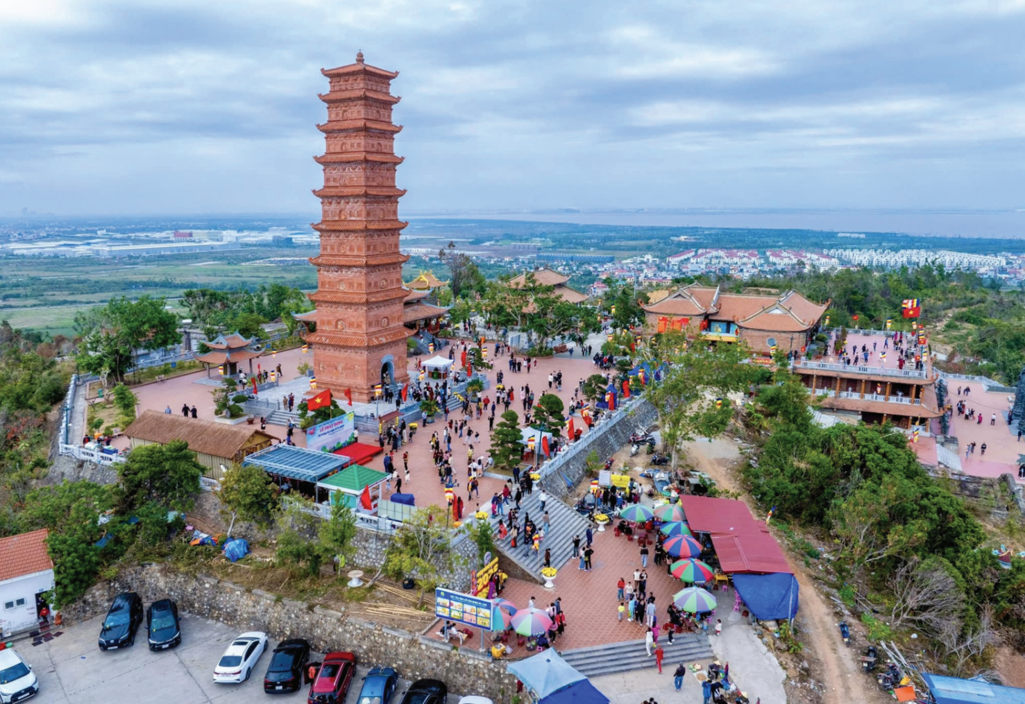 Quầnthể chùa - tháp Tường Long (quận Đồ Sơn).