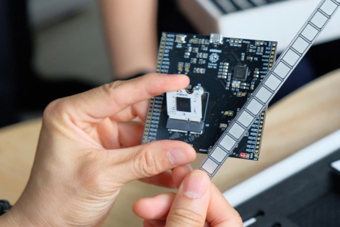 Chip AI thế hệ mới. Ảnh: Nhóm nghiên cứu