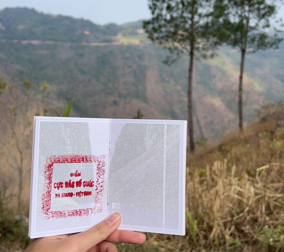 ho-chieu-ha-giang.jpg