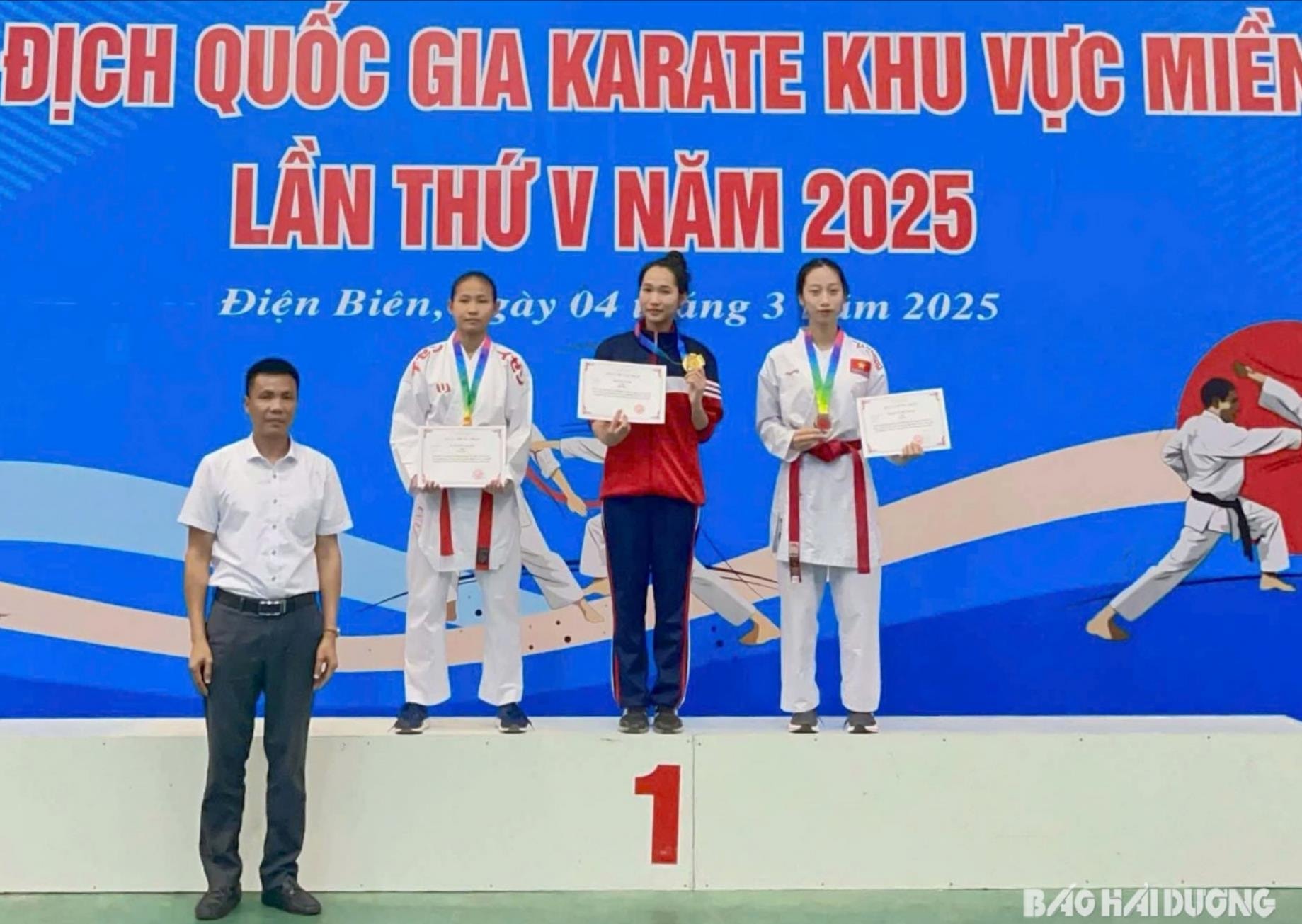 karate-mien-bac-2(1).jpg