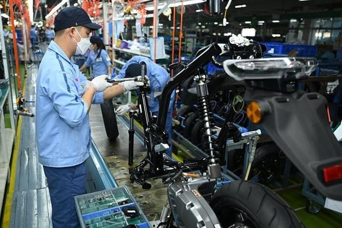 nha-may-xe-honda.jpg