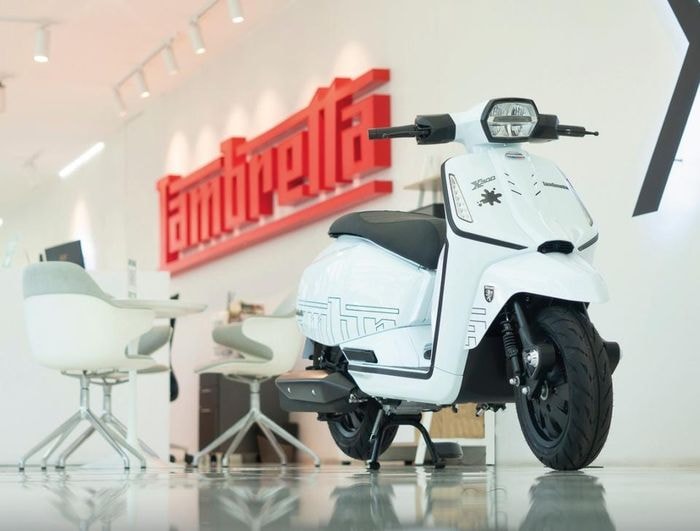 xe-may-lambretta.jpg