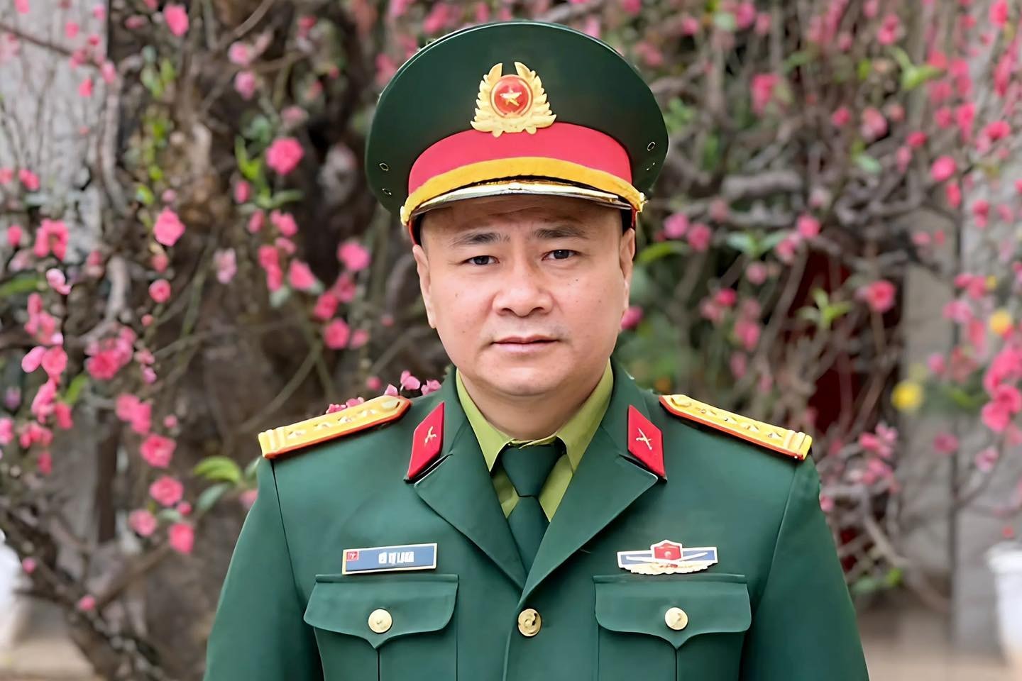 NSND Tự Long.