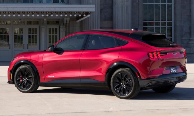 xe-dien-ford-mustang.jpg