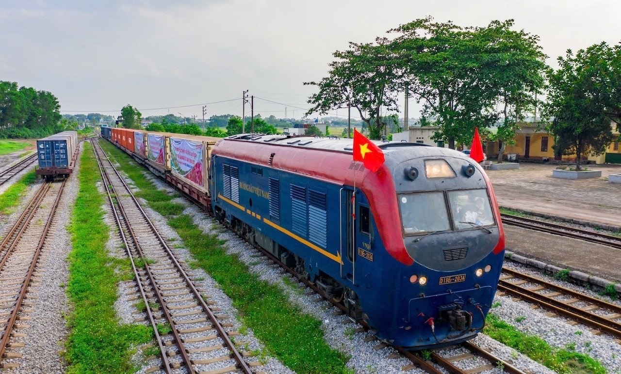 duong-sat-ha-noi-lao-cai1.jpg