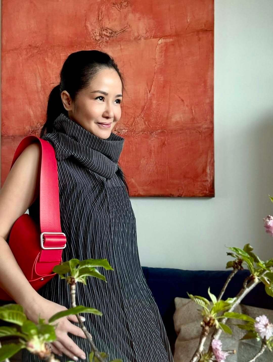 Sao Việt 28/3: Hồng Nhung lạc quan chữa ung thư, Pháo đi du lịch mừng 'lên top' - 3