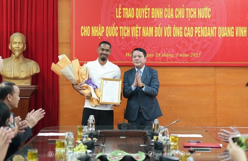 cao-pendant-quang-vinh.jpg