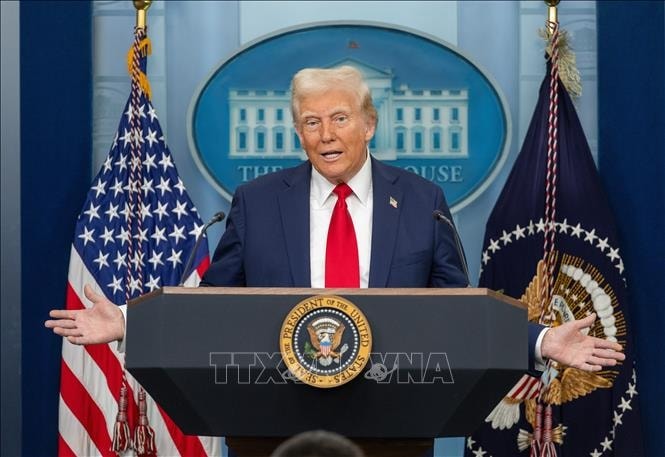 dien-dam-trump-putin.jpg