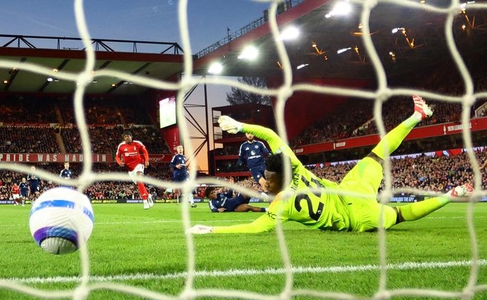 man-utd-thua-nottingham.jpg