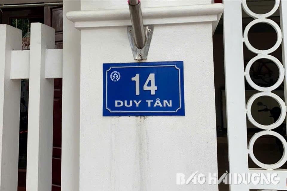Tên phố mới được gắn không đồng nhất với tên trên biển số nhà đã gắn trước đó