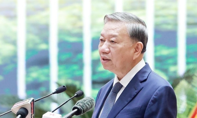 nguoi-co-cong.jpg