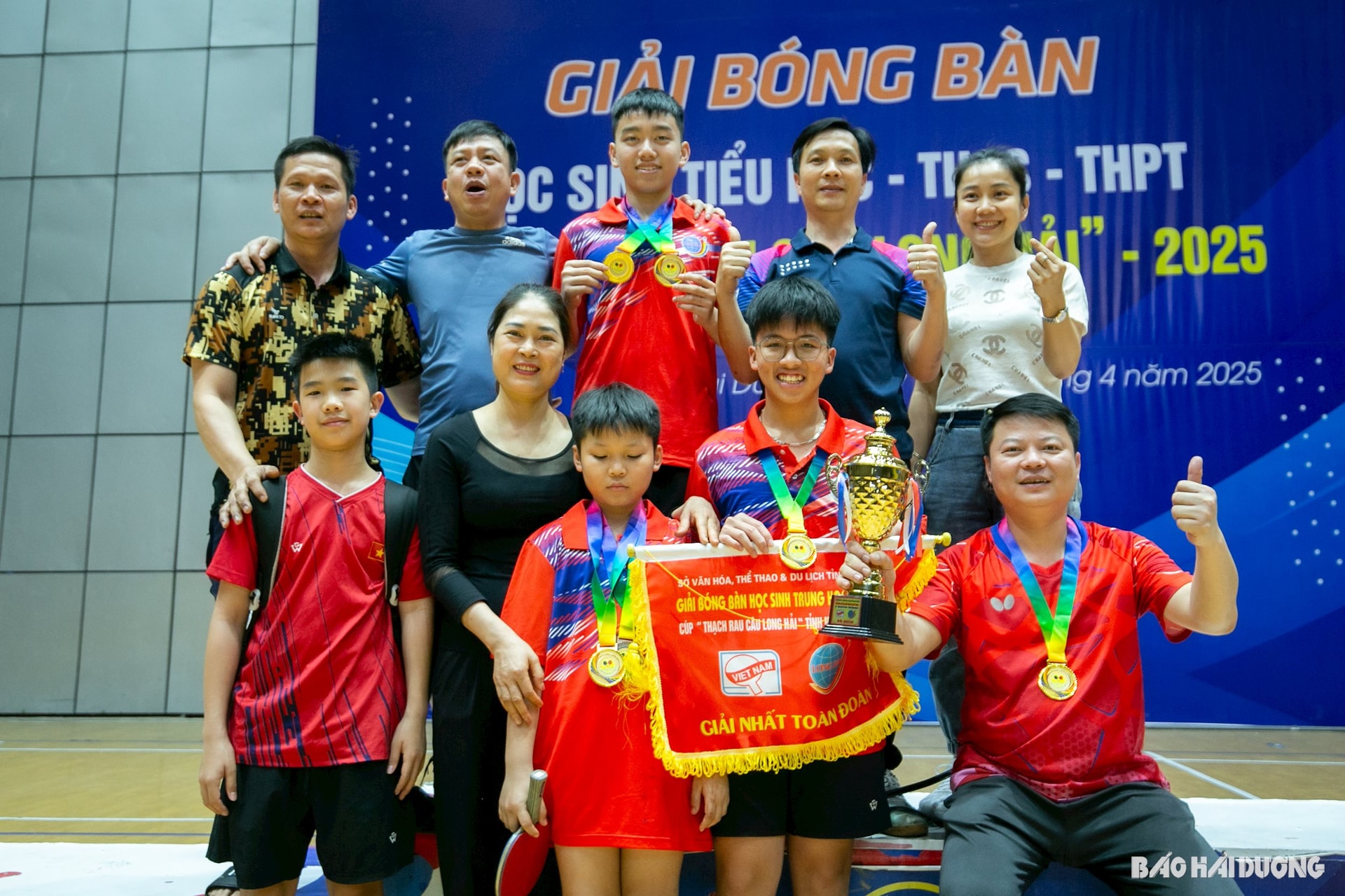 bong-ban-hoc-sinh-4.jpg