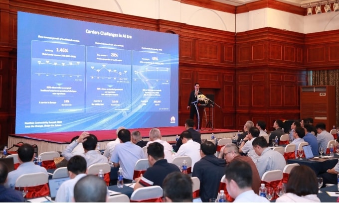 Ông Wang Jiaxing, chuyên gia về sản phẩm truyền thông dữ liệu khu vực châu Á - Thái Bình Dương của Huawei.