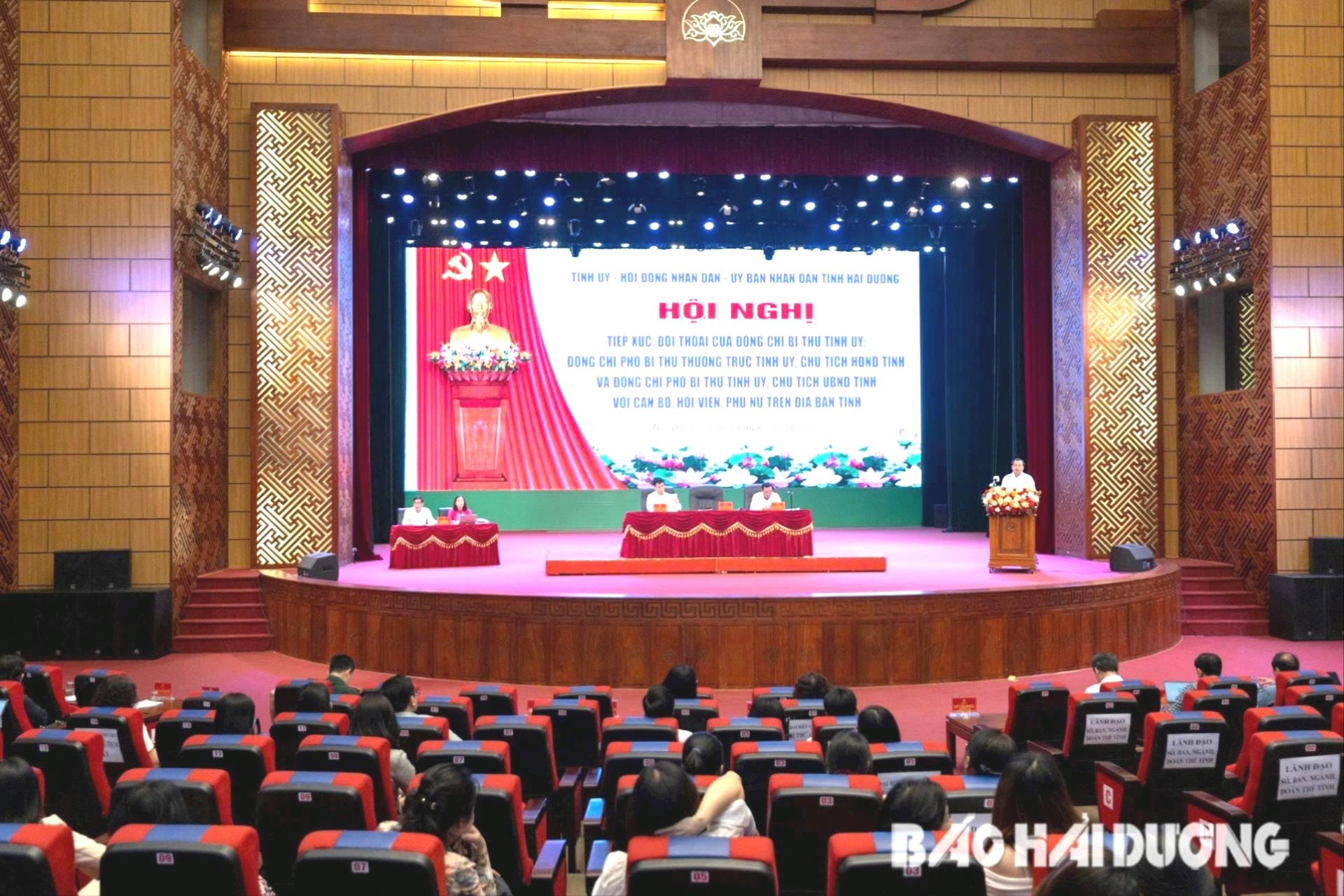 quang-canh-1-.jpg