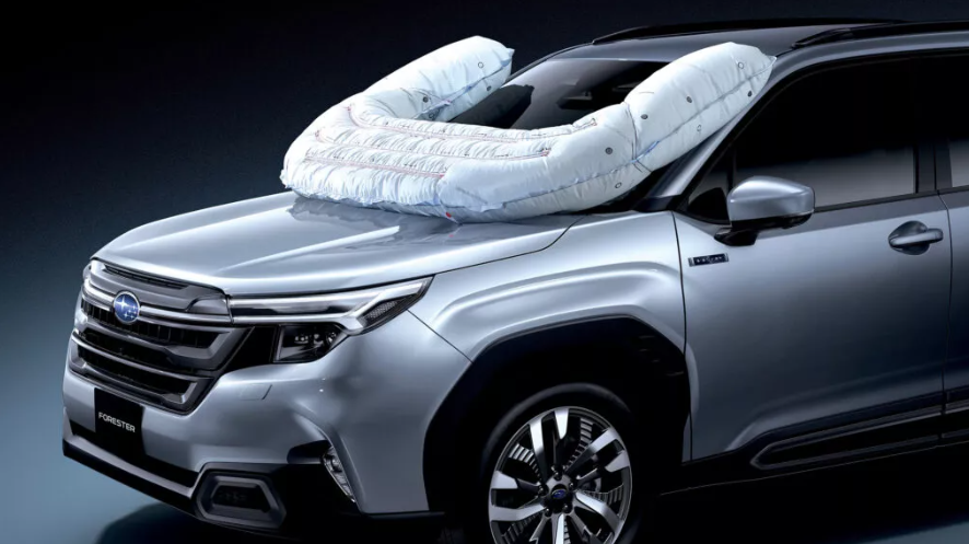 Subaru Forester 2025: Có thêm túi khí ‘ngoại thất’ để bảo vệ người đi xe đạp