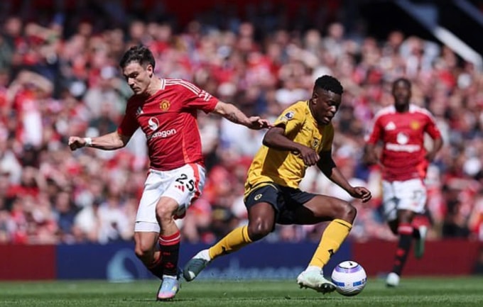 man-utd-thua-tran.jpg