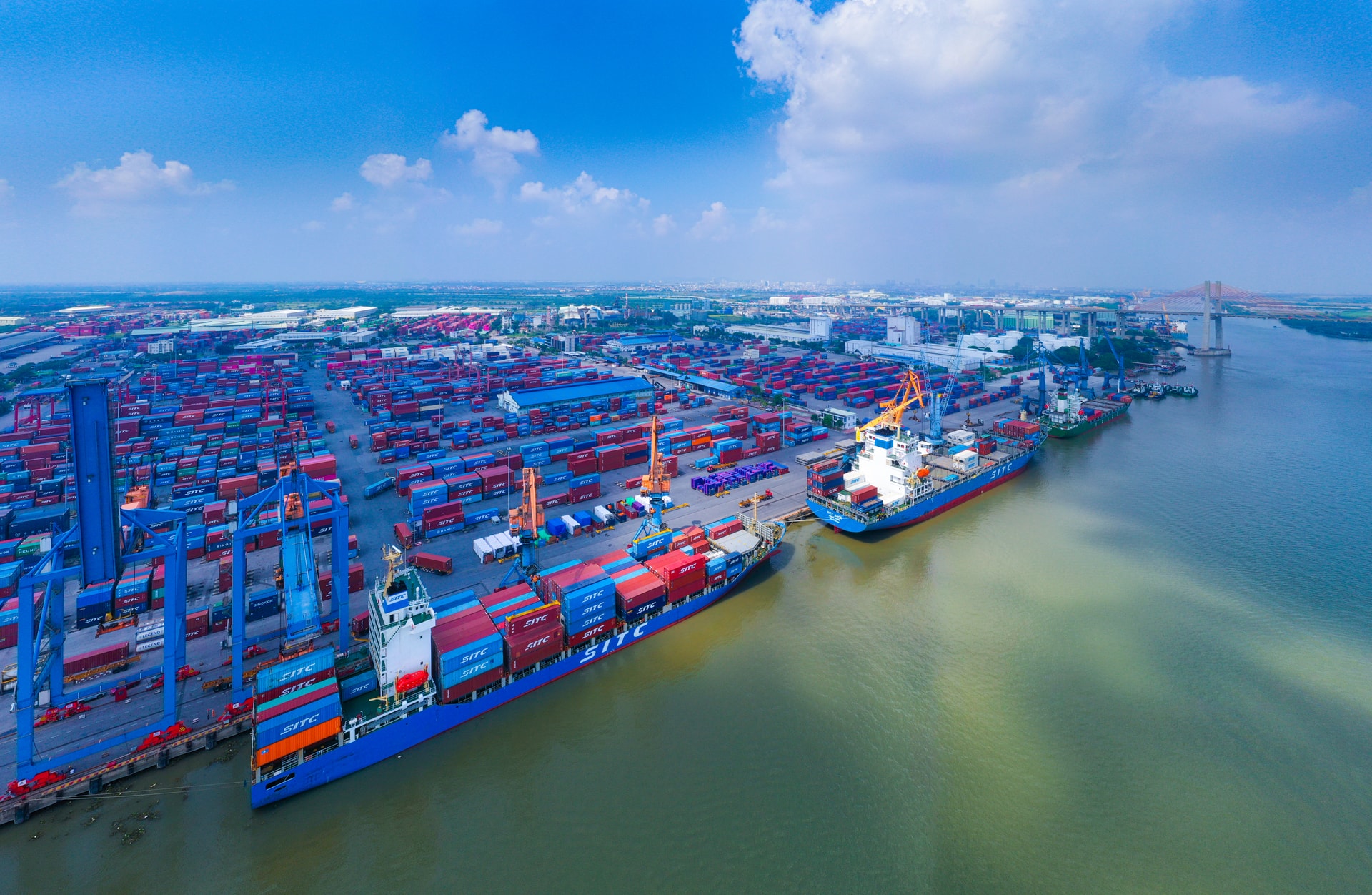 Hải Phòng là địa phương có lợi thế riêng có về cảng biển.