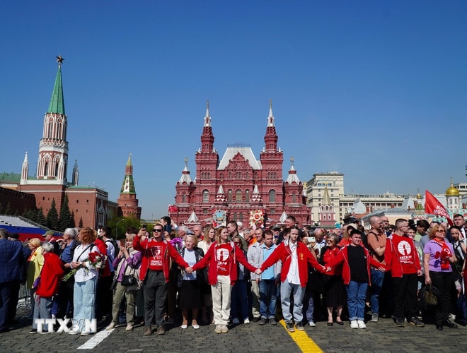ttxvn-dat-hoa-ky-niem-155-nam-ngay-sinh-vi-lenin-o-moskva4.jpg