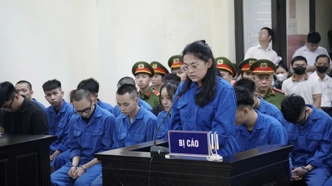 nhom-quai-xe.jpg