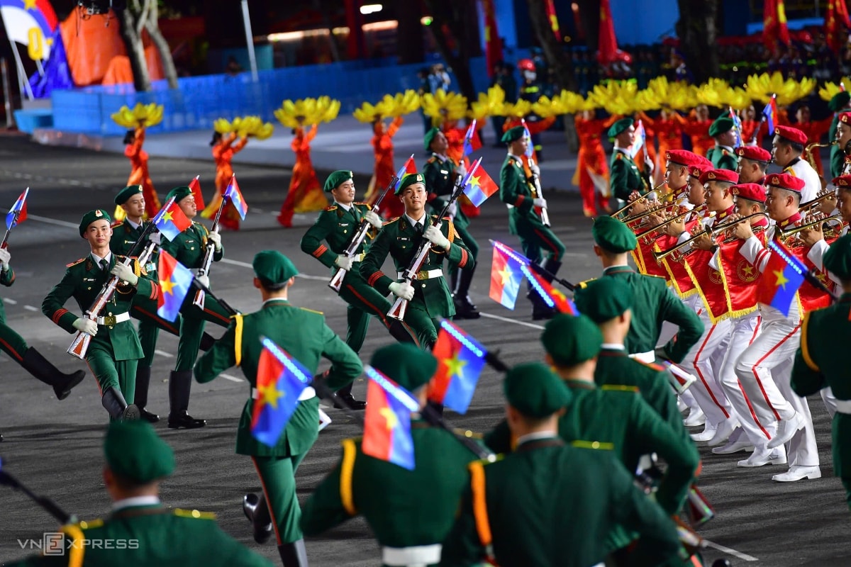 hop-luyen-dieu-binh-dieu-hanh.jpg