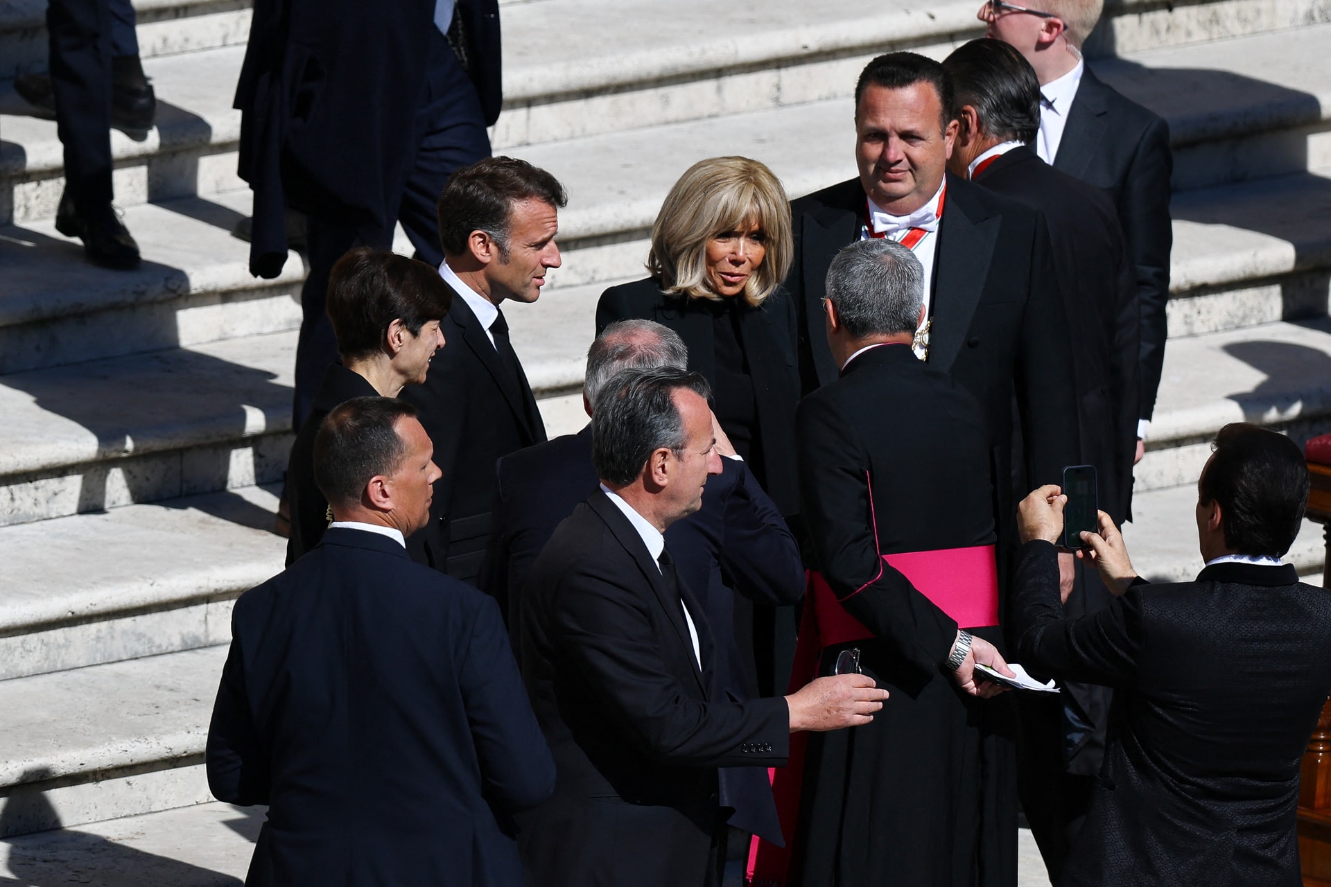 Tổng thống Pháp Emmanuel Macron và phu nhân.