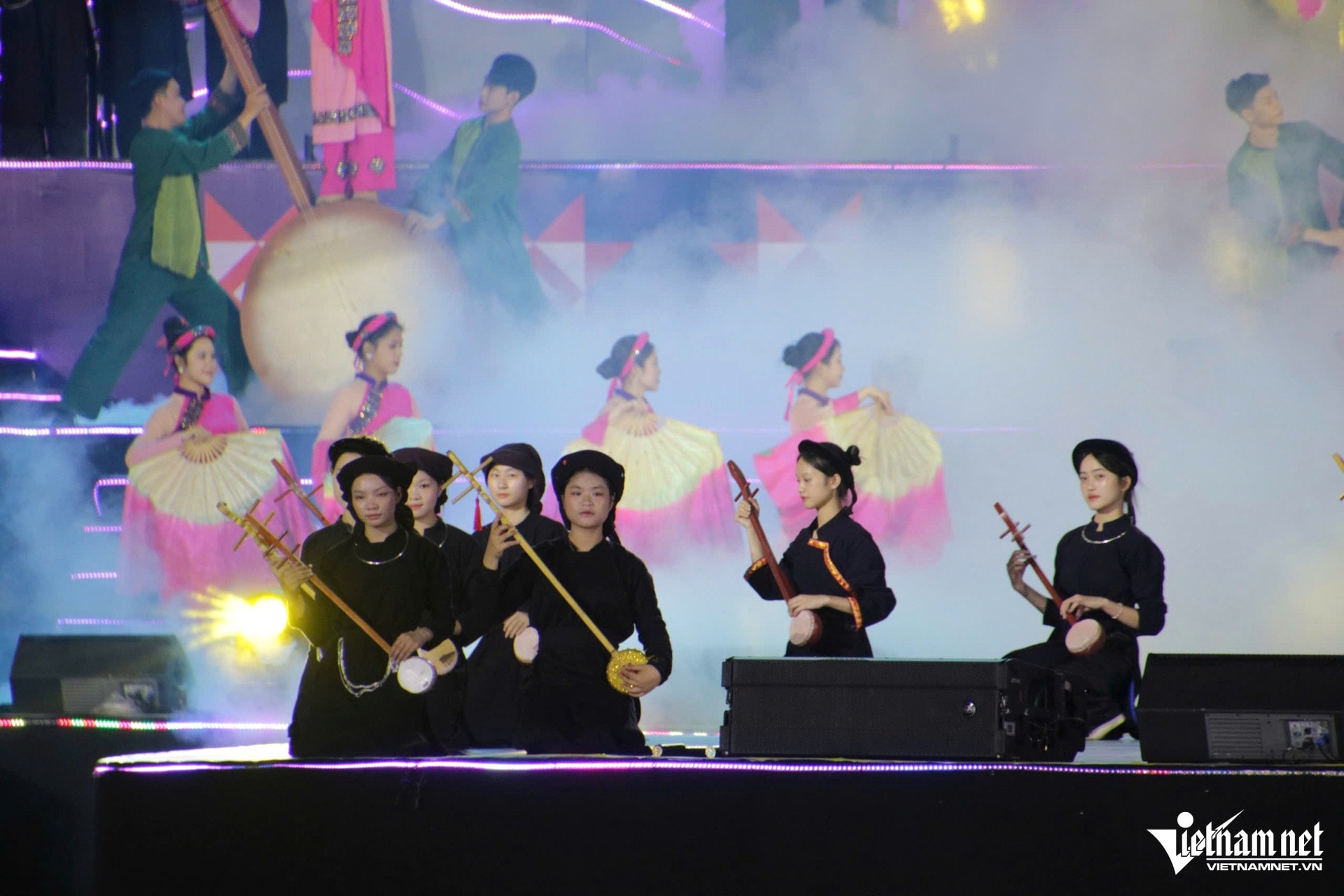 W-Bắc Kạn liên hoan.JPG.jpg