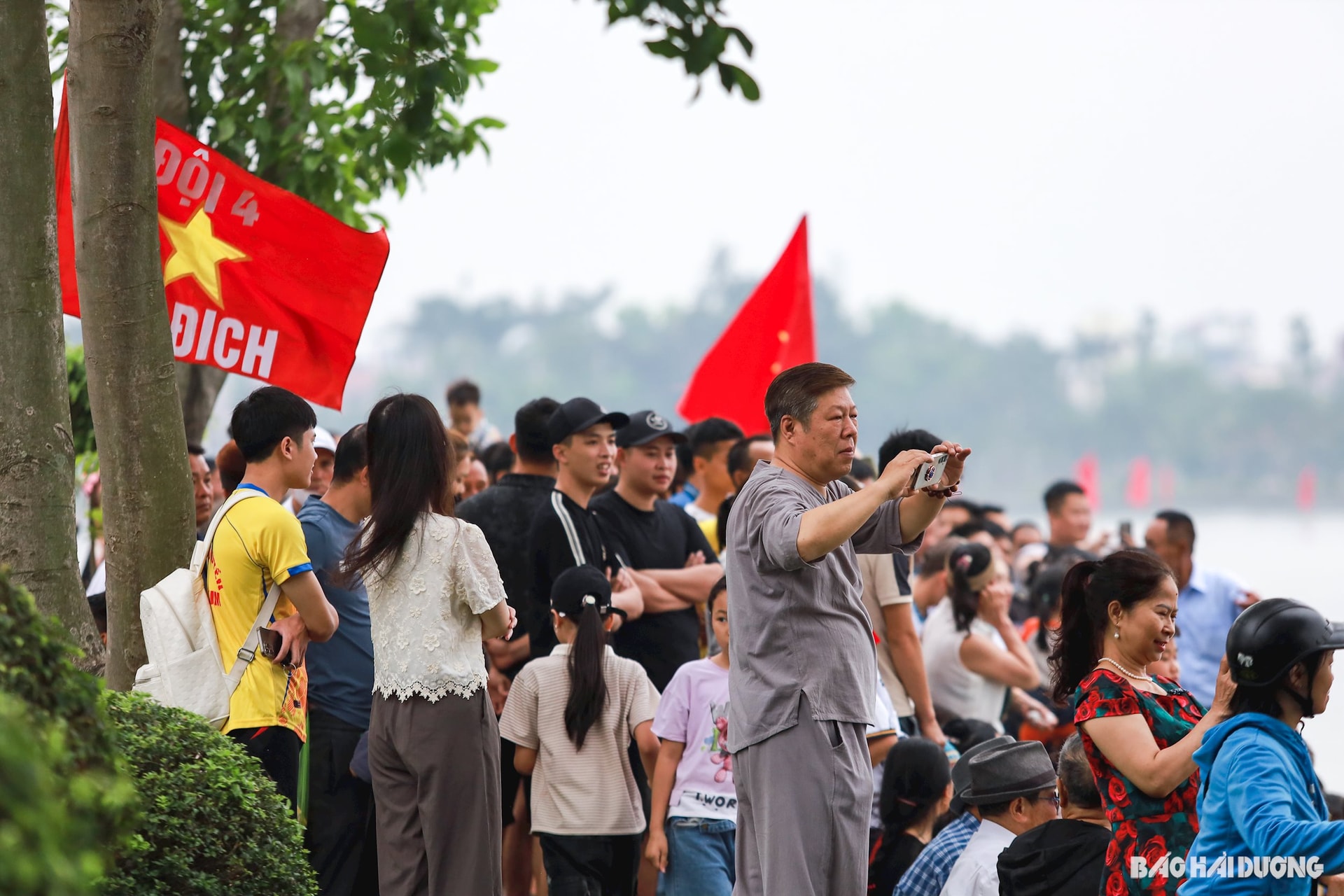 dua-thuyen-chai-10.jpg