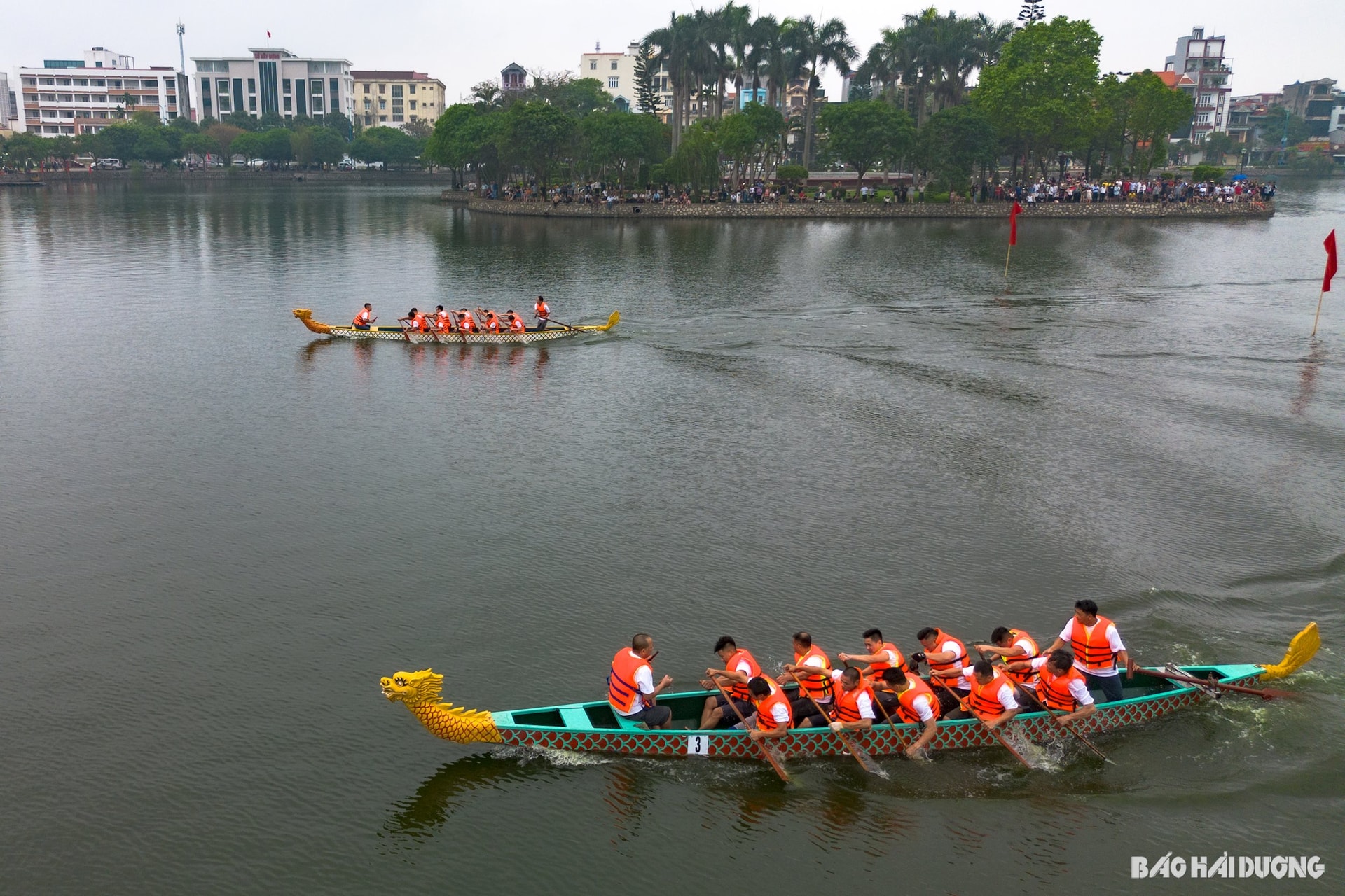 dua-thuyen-chai-5.jpg