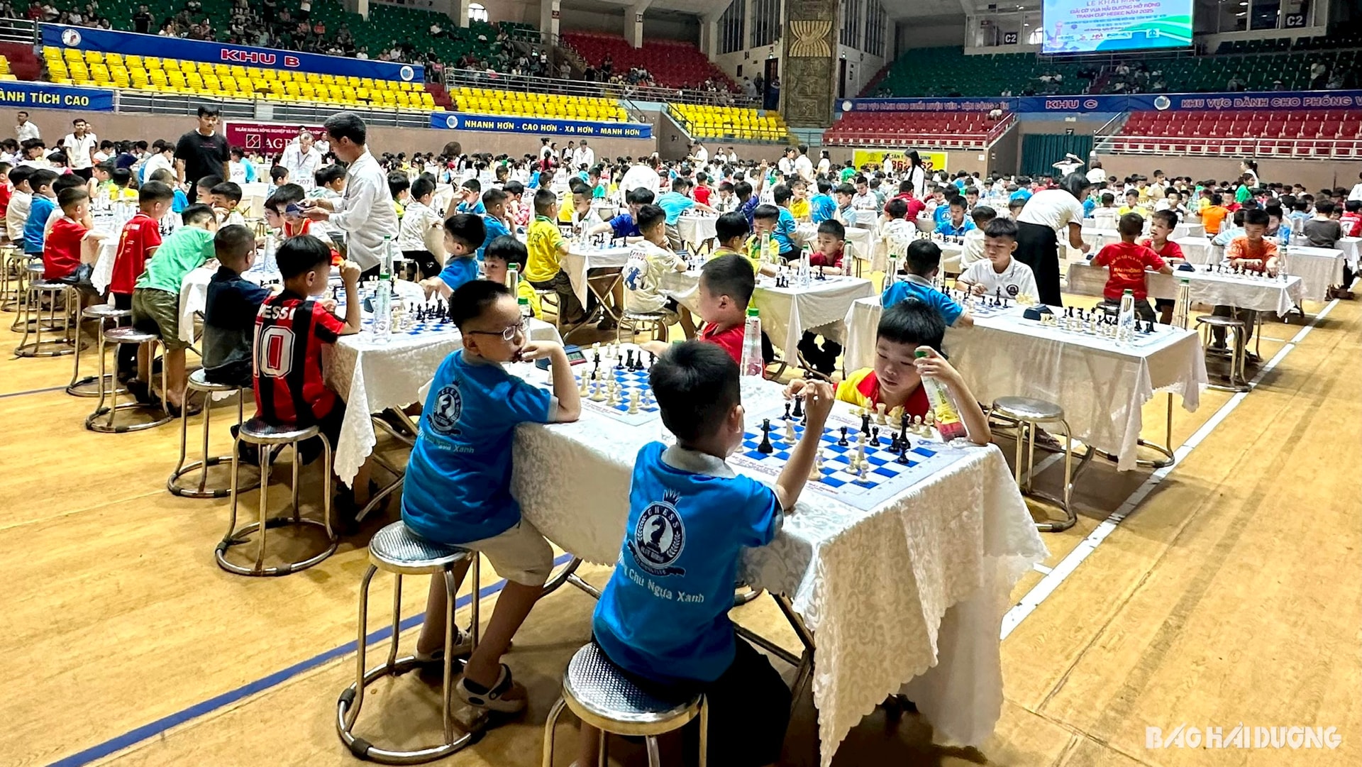 thi-dau2.jpg