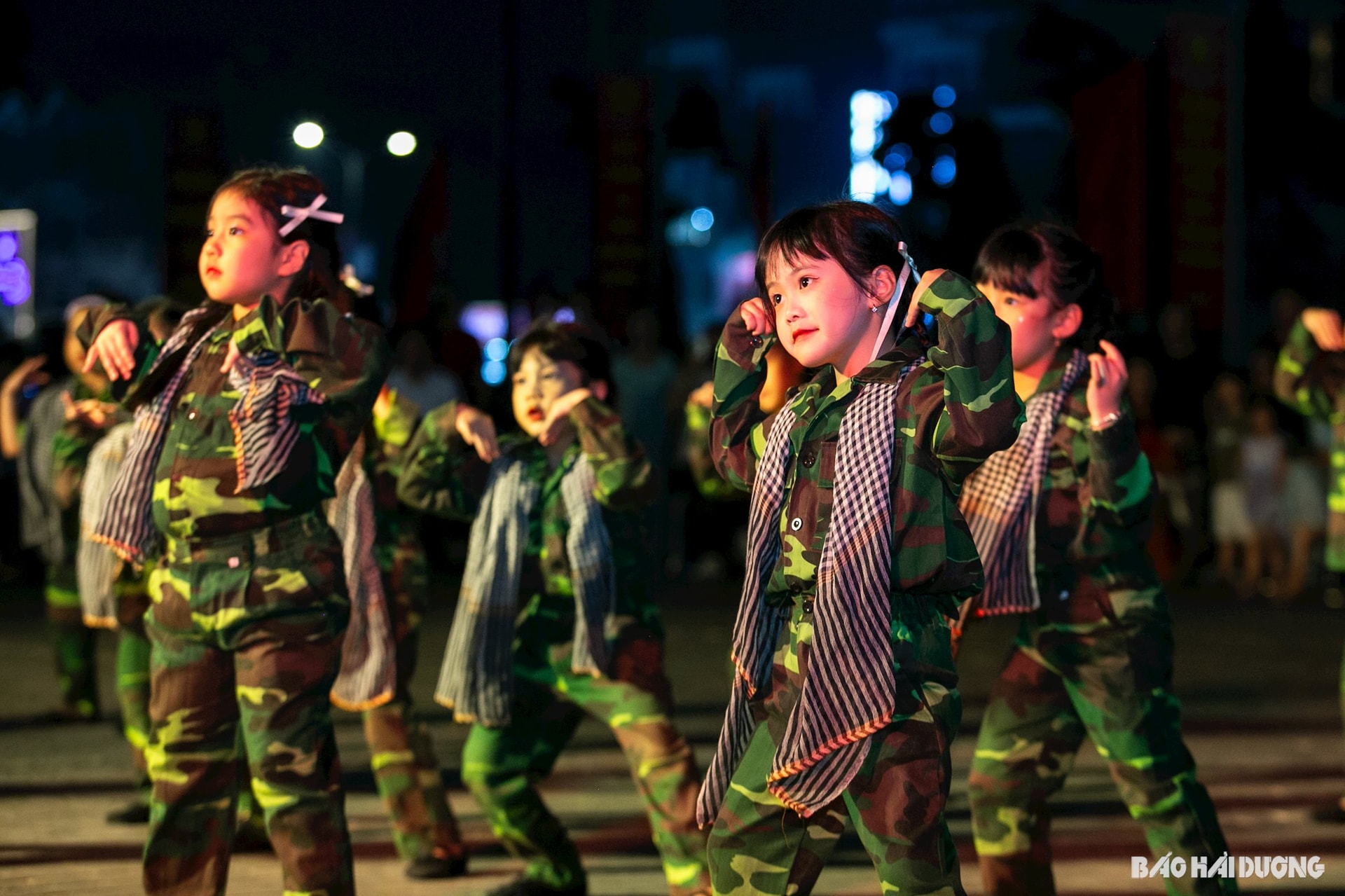 khieu-vu-8.jpg