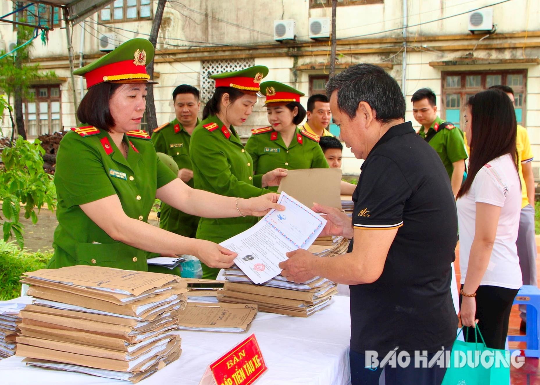 hoang-tien-870ac9fa0f73447e0048b8e5bb237218(1).jpg