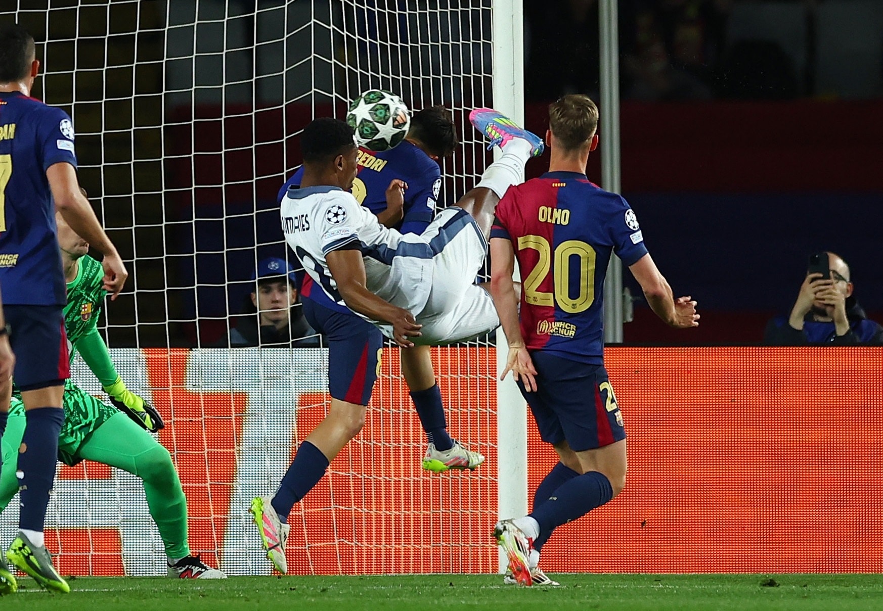 Barca vs Inter anh 4