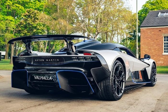 sieu-xe-aston-martin-valhalla (1)