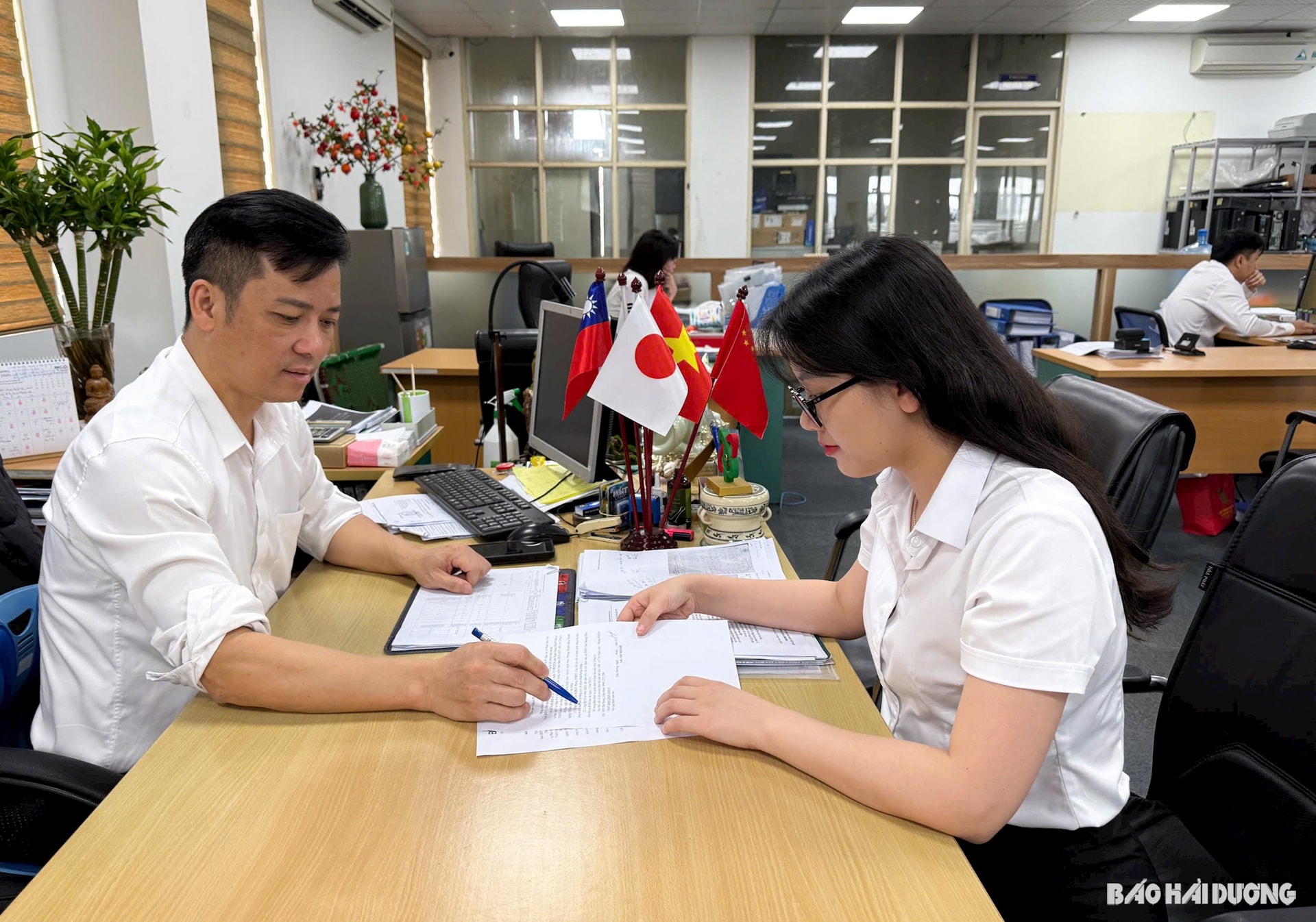 doanh-nghiep-bien-dong-ty-gia-2.jpg