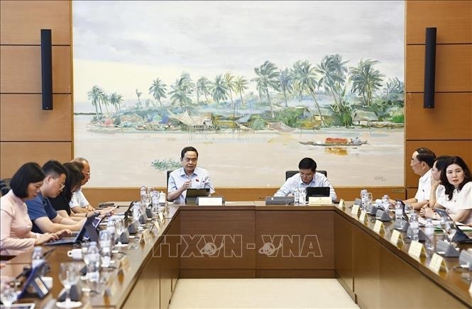 hop-quoc-hoi.jpg