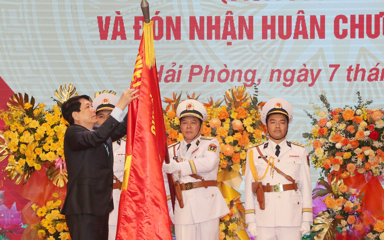 ah quan9.jpg