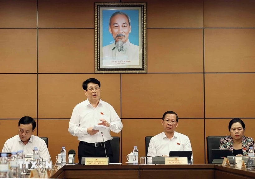 chu-tich-nuoc-luong-cuong-luat-to-chuc-toa-an-nhan-dan.jpg