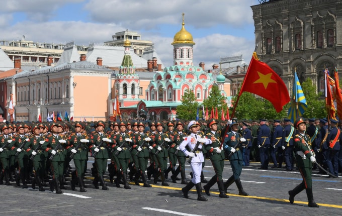 Đoàn Quân đội Nhân dân Việt Nam tham gia duyệt binh trên Quảng trường Đỏ. Ảnh: RIA
