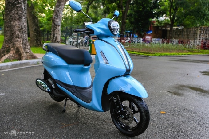 Yamaha Grande 2022 lăn bánh tại Hà Nội, một trong những dòng xe bị ảnh hưởng. Ảnh: Lương Dũng