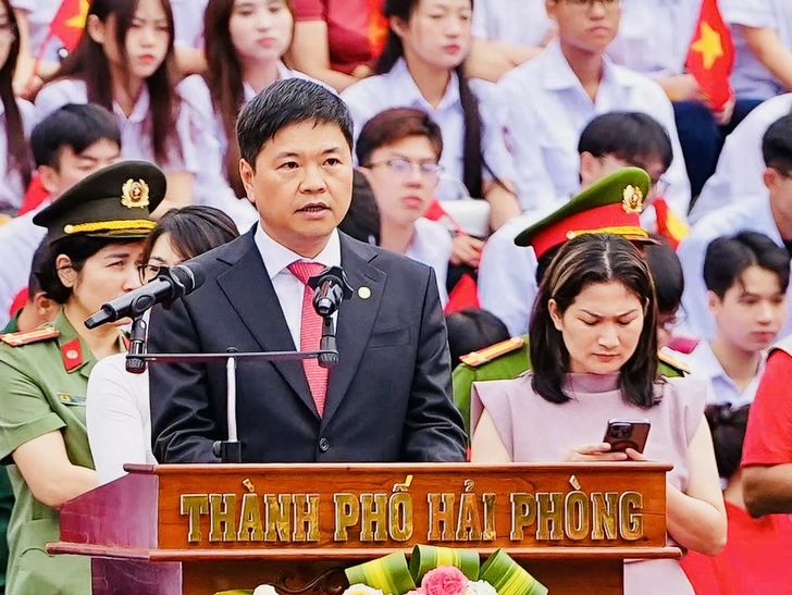 hoang-minh-cuong.png