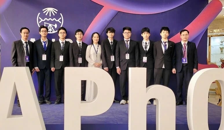 hoc-sinh-viet-nam-thi-olympic-vat-ly.jpg