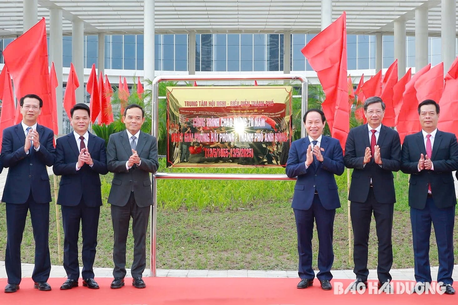 hai-phong-gan-bien.jpg