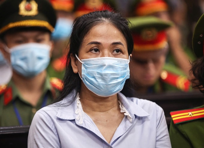Bị cáo Mai Thị Hồng Hạnh trong lần ra tòa sơ thẩm hồi tháng 11/2024. Ảnh: Quỳnh Trần