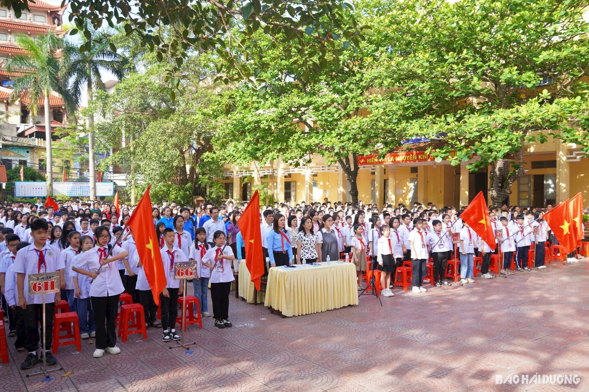 thieu-nien-tien-phong1.jpg