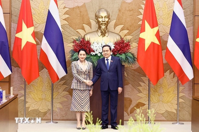 chu-tich-quoc-hoi-tran-thanh-man-hoi-kien-thu-tuong-thai-lan-paetongtarn-shinawatra.jpg