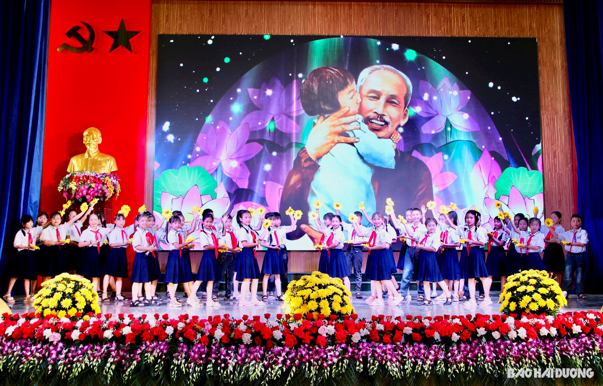 van-nghe.jpg