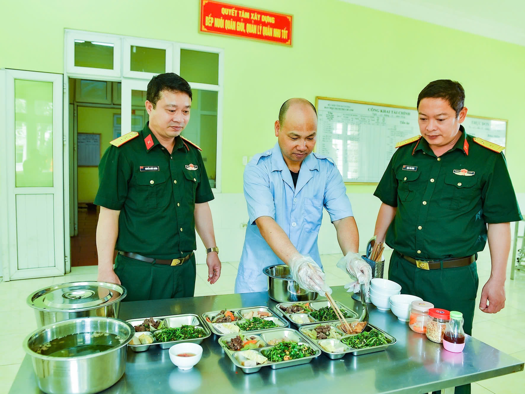 bep-nuoi-quan-gioi.jpg